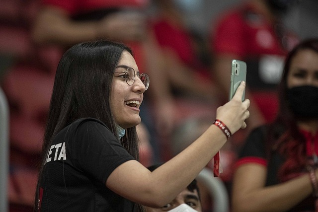 归功于主教 归功于主教